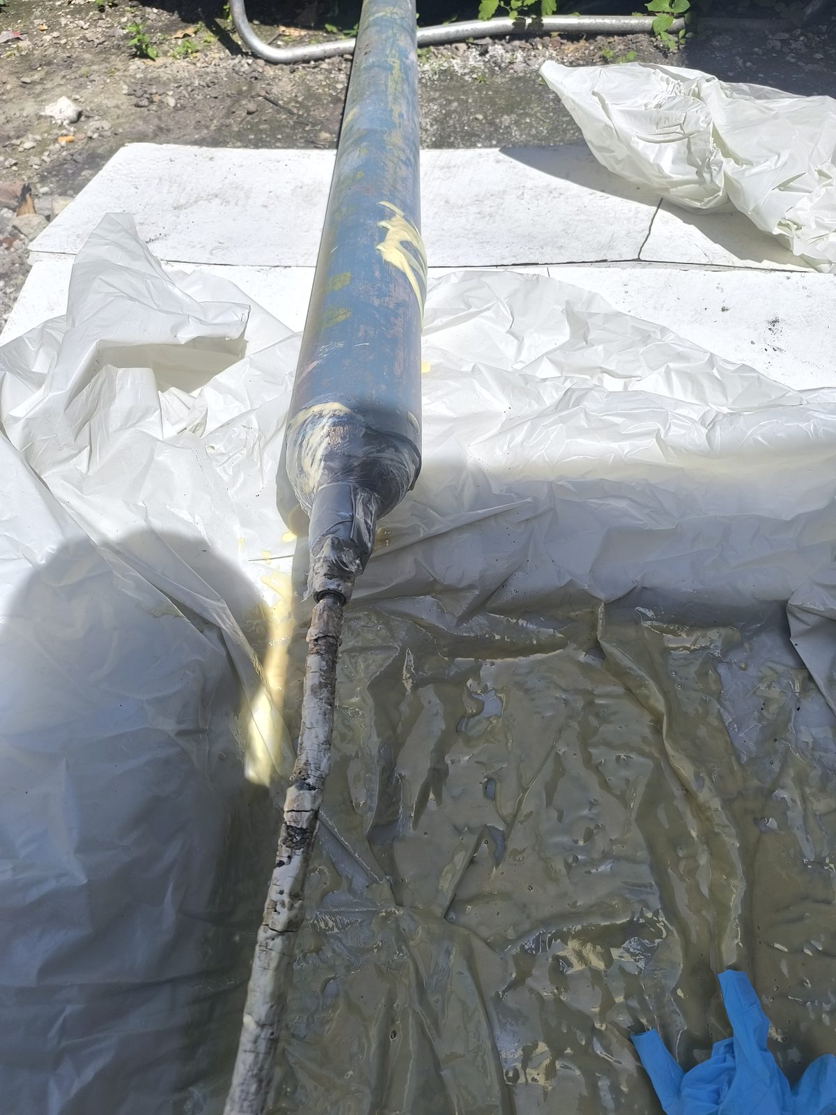 Gaine résine imprégnée prête pour un chemisage de canalisation à La Bassée